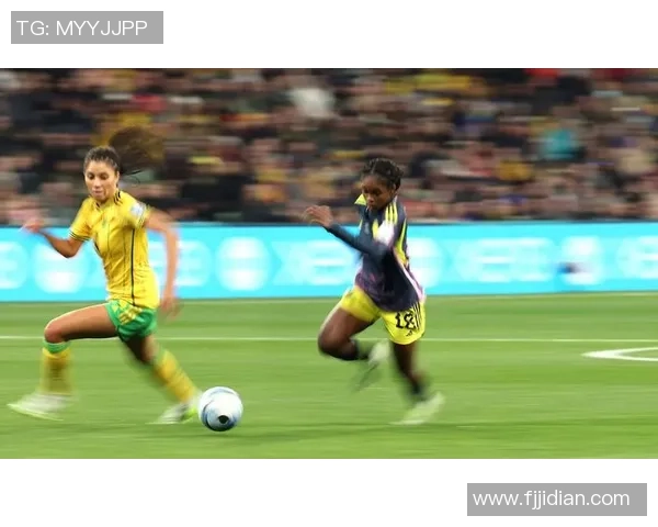 世界杯波兰与哥伦比亚比赛中谁将率先开球的精彩对决分析